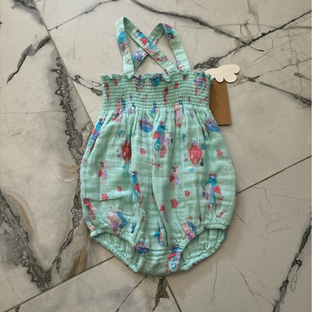 Angel Dear Mint Ruffled Baby Outfit